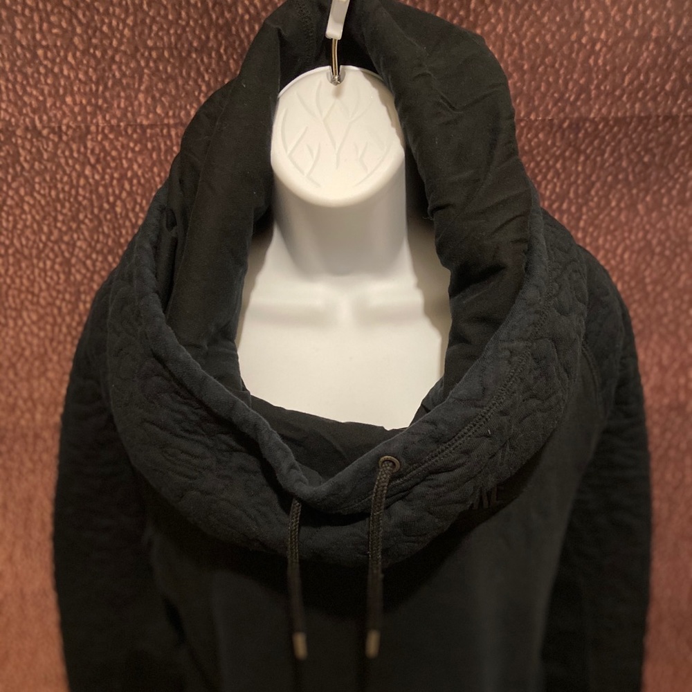 Nike sweatshirt